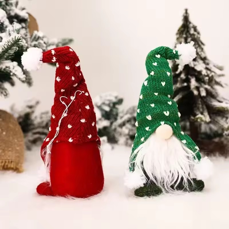 Christmas Gnome Plush Santa Do - Home Bargains 评论和价格